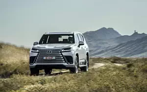 Lexus LX 500d      4K Ultra HD