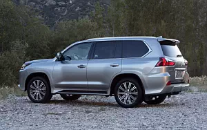 Lexus LX 570 US-spec      4K Ultra HD