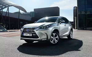 Lexus NX 300h      4K Ultra HD