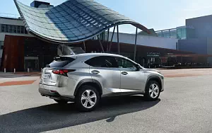 Lexus NX 300h      4K Ultra HD