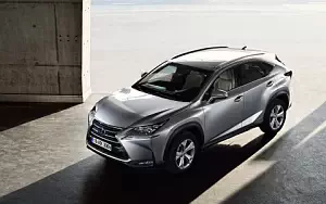 Lexus NX 300h      4K Ultra HD