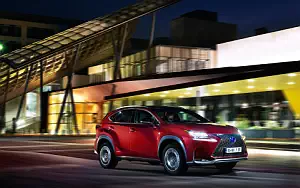 Lexus NX 300h F-Sport      4K Ultra HD