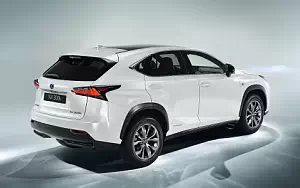 Lexus NX 300h F-Sport      4K Ultra HD