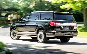 Lincoln Navigator L Black Label      4K Ultra HD