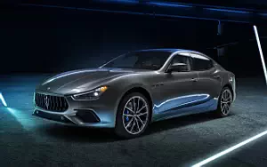 Maserati Ghibli Hybrid GranSport      4K Ultra HD