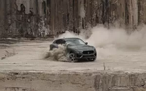 Maserati Levante Trofeo      4K Ultra HD