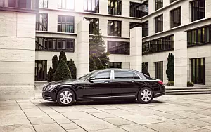 Mercedes-Maybach S 600 Guard      4K Ultra HD