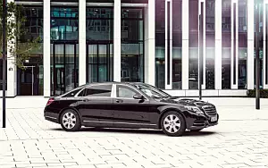 Mercedes-Maybach S 600 Guard      4K Ultra HD