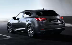 Mazda 3 Hatchback      4K Ultra HD