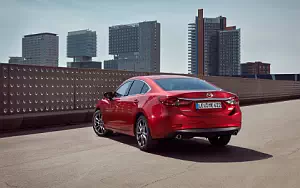 Mazda 6 Sedan      4K Ultra HD