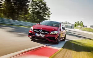 Mercedes-AMG A 45 4MATIC      4K Ultra HD