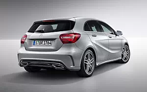 Mercedes-Benz A 200 AMG Line      4K Ultra HD