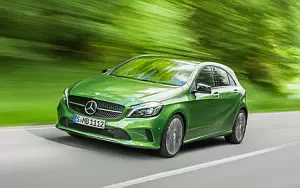 Mercedes-Benz A 220 d 4MATIC Style      4K Ultra HD