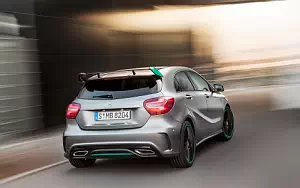 Mercedes-Benz A 250 Motorsport Edition      4K Ultra HD