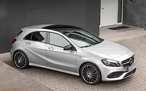 Mercedes-Benz A 250 Sport AMG Line      4K Ultra HD