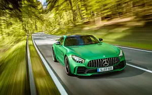 Mercedes-AMG GT R      4K Ultra HD