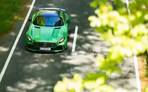 Mercedes-AMG GT R      4K Ultra HD