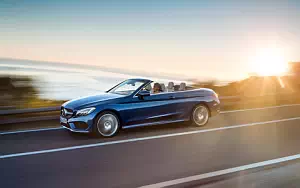 Mercedes-Benz C 400 4MATIC Cabriolet AMG Line      4K Ultra HD