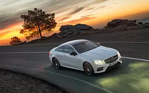 Mercedes-Benz E 400 4MATIC Coupe AMG Line Edition 1      4K Ultra HD