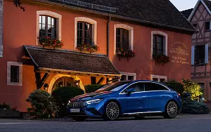 Mercedes-AMG EQE 53 4MATIC+ (Sodalite Blue Metallic)      4K Ultra HD