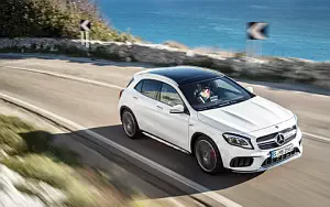 Mercedes-AMG GLA 45 4MATIC      4K Ultra HD