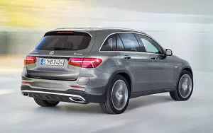 Mercedes-Benz GLC 350 e 4MATIC Edition 1 AMG Line      4K Ultra HD