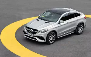 Mercedes-AMG GLE 63 4MATIC Coupe      4K Ultra HD