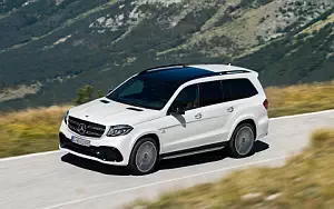 Mercedes-AMG GLS 63 4MATIC      4K Ultra HD