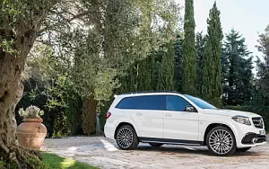 Mercedes-AMG GLS 63 4MATIC      4K Ultra HD