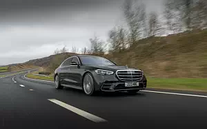 Mercedes-Benz S 350 d AMG Line UK-spec      4K Ultra HD