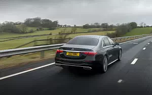 Mercedes-Benz S 350 d AMG Line UK-spec      4K Ultra HD