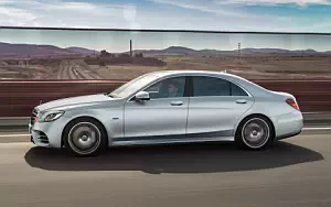 Mercedes-Benz S 560 e AMG Line      4K Ultra HD