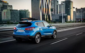 Nissan Qashqai      4K Ultra HD