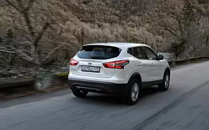 Nissan Qashqai RU-spec      4K Ultra HD