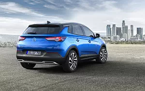 Opel Grandland X      4K Ultra HD