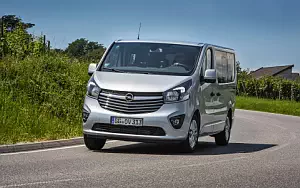 Opel Vivaro Combi plus      4K Ultra HD