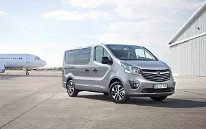 Opel Vivaro Tourer BiTurbo      4K Ultra HD