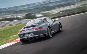 Porsche 911 Carrera 4      4K Ultra HD