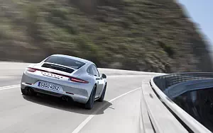 Porsche 911 Carrera 4 GTS      4K Ultra HD