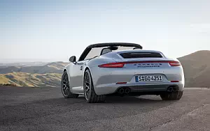 Porsche 911 Carrera 4 GTS Cabriolet      4K Ultra HD