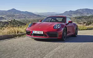 Porsche 911 Carrera GTS      4K Ultra HD