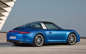 Porsche 911 Targa 4      4K Ultra HD