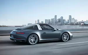 Porsche 911 Targa 4      4K Ultra HD