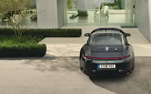 Porsche 911 Targa 4 GTS Edition 50 Years Porsche Design      4K Ultra HD