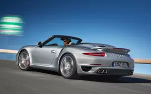 Porsche 911 Turbo Cabriolet      4K Ultra HD