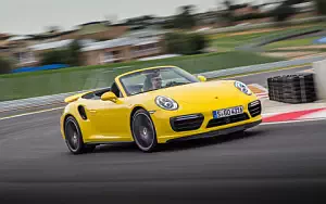 Porsche 911 Turbo Cabriolet      4K Ultra HD