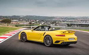 Porsche 911 Turbo Cabriolet      4K Ultra HD