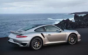 Porsche 911 Turbo S      4K Ultra HD