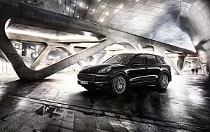 Porsche Cayenne Diesel Platinum Edition      4K Ultra HD