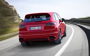 Porsche Cayenne GTS      4K Ultra HD